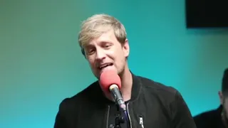 Westlife: Zoe Ball breakfast 9/2019 singing Mandy. Brilliant! Shnicky fans will like👍