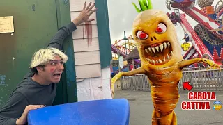 SIAMO STATI RAPITI DA UNA CAROTA CATTIVA AL LUNA PARK…😰 *scappiamo*