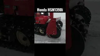 Honda HSM1390i snowblower #snowblower #honda #snow #blizzard #storm #tools