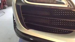 Porsche 991 Turbo S Centre Side Grille Fitting