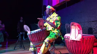 Adama Dramé plays Danza