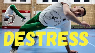 MUST know FIVE capoeira FLOOR DRILLS + WARMING UP | FOLLOW ALONG