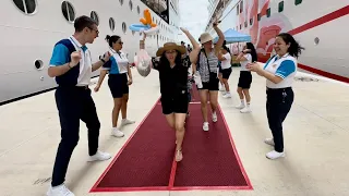 Cruise Day 6 - Norwegian Joy Red Carpet towards the Glow Party.March 2024.