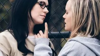 Alex Vause - Vauseman. Orange is the new Black.  Música: Criminal Sr. Urbain