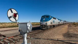 Amtrak Southwest Chief at the Delhi Wig Wag