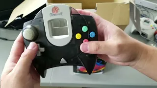 Unboxing a Sega Dreamcast CIB in 2023!