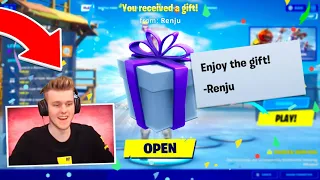 I GIFTED SKINS to RANDOM Fortnite Streamers...