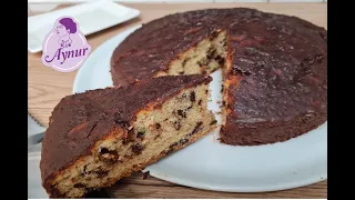 Der einfachste Kuchen der Welt mit einer leckeren Schokokaffeeguss