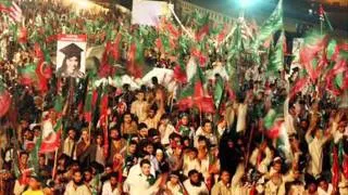 PTI Karachi Jalsa "25 December 2011"(Official Tarana"HUM AIK HAIN")..((OBAID ULLAH KHAN))