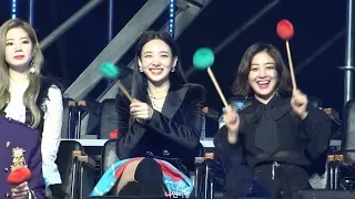 190106 골든디스크 TWICE 나연 대기석 리액션 캠 part 2