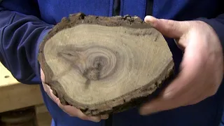 A Walnut Turning For Valerie! - Wood Turning