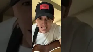 Lenny Tavarez Cantando que más pues acapela en vivo en Instagram