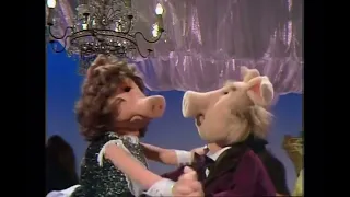 The Muppet Show - 114: Sandy Duncan - At The Dance (1976)