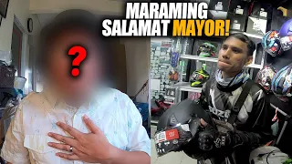 FOOD RIDER BINIGYAN NG BRANDNEW HELMET NG MAYOR!😲