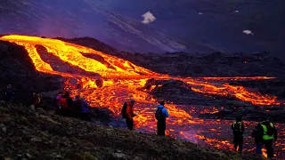 HUGE LAVA FLOWS !!! ICELAND VOLCANO ERUPTION - May 13, 2021