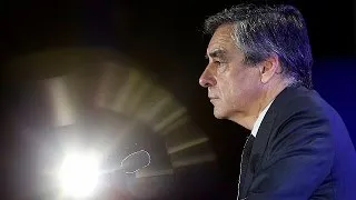 France: support ebbs away from Fillon amid calls for Juppé return