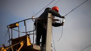 Все ближче до кордону: енергетики повернули світло у село Дубівка Дергачівської громади