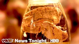 Murder Memorabilia & Yemen Famine: VICE News Tonight Full Episode (HBO)