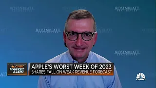 Apple appears to be taking a 'growth break' without clear way back, says Barton Crockett
