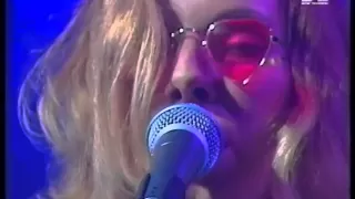 Belly - Super Connected live on MTV