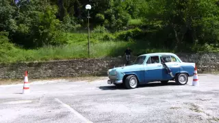 Moskvich 407 turbo performing at KMB club race