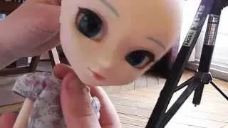 How to Change the wig of a Pullip