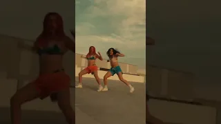 @laurencorazza and @cici hit their shuffle choreo to “Goodies” by Ciara (remix by Dillon Francis)