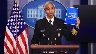 WATCH LIVE | U.S. Surgeon General visits Chicago, talks youth mental health