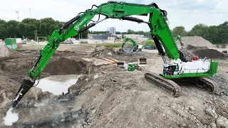 Bnext.nl 300 tonne Cat demolition machine