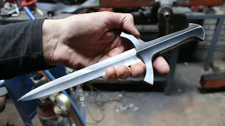 Forging  twisted bar damascus daggers, part 3, making a handle.