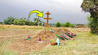 The Man Left Food & Water On The Grave. The Next Day, He Got The Shock of His Life!