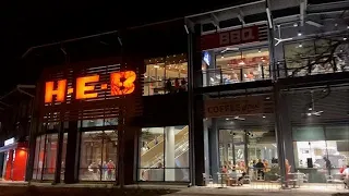Austin now has a 2-story H-E-B Grocery Store!