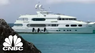 How To Park A Super-Yacht | Filthy Rich Guide