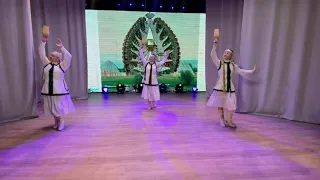 НХА "Восток-Запад - Приветственный якутский танец