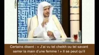 Serrer la main à une femme étrangère