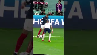 walker vs Mbappé worldcup