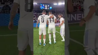 Real Madrid vs Frankfurt trophy celebration