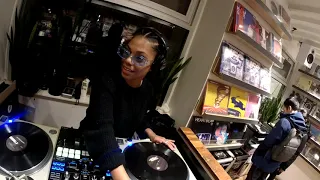 LIVE! AT THE LAB w/ Ash Lauryn - DJ Set At Turntable Lab NYC