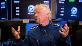 Virgin Galatic plans to build the first commercial spacecraft