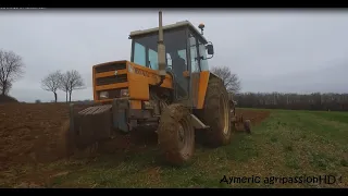 Labour à 3 Socs tirer par un Renault 751s !