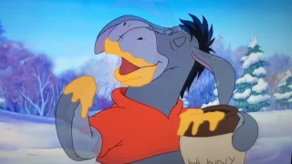 Pooh acting like Eeyore & Eeyore acting like Pooh