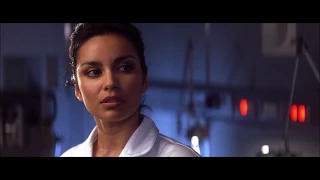Умри, но не сейчас (2002) — Бонд в больнице — Сцена из фильма 2/6
