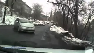 driving downhill in Russian style  Car Crash Tube