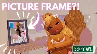 SECRET HACK IN BERRY AVENUE?! | How to put a picture frame anywhere