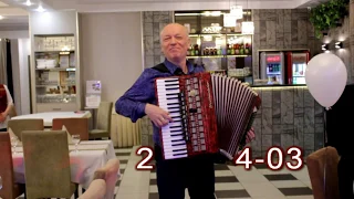 Аккордеонист - Николай Донецкий в ресторане "Аура"(Казань)