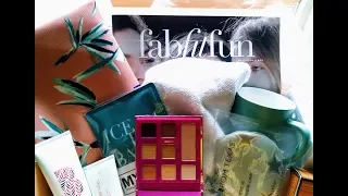 ASMR FabFitFun 👟💄🛍 Post Spring Editor''s Box Unboxing Crinkling Whispering Tapping