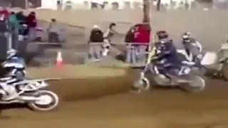 Video Gracioso Moto Mágica