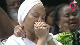 Sammie Okposo’s wife in tears at service of songs