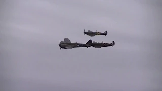 Duxford VE Day Airshow: Blenheim and Spitfires