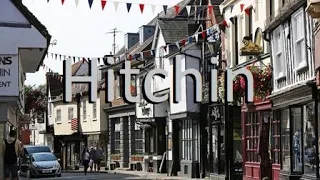 Hitchin town Centre walking tour, market square and historic buildings